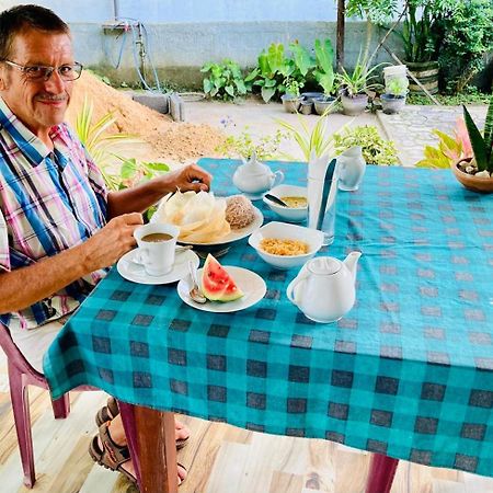 Ameena Homestay Tangalle Buitenkant foto