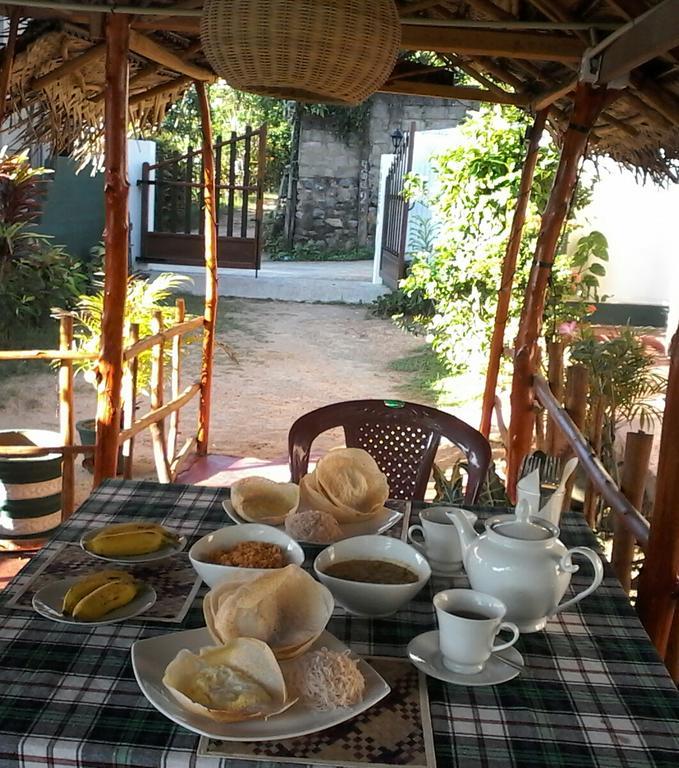 Ameena Homestay Tangalle Buitenkant foto